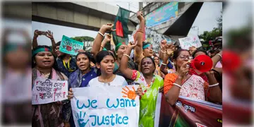 Read more about - Violance Against Hindus | বাংলাদেশ ও পাকিস্তানে অত্যাচারিত হয়েছেন কতজন হিন্দু? রিপোর্ট প্রকাশ করলো কেন্দ্রীয় মন্ত্রক