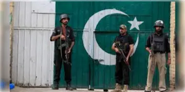 Read more about - Pakistan | চ্যাম্পিয়ন্স ট্রফির মাঝেই উত্তপ্ত পাকিস্তান, জঙ্গি হামলায় প্রাণ গেলো এক পুলিশকর্মী সহ ৭ জনের