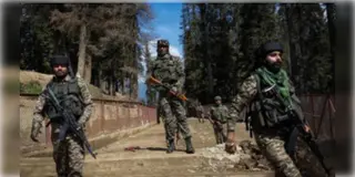 Read more about - Pakistan | ফের সংঘর্ষ বিরতি চুক্তি লঙ্ঘন পাক-সেনার, লাইন অফ কন্ট্রোলে গুলিবর্ষণ, পাল্টা জবাব ভারতের