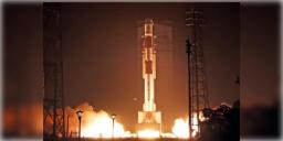 Read more about - ISRO | শুল্কবোমার মাঝেই ৬,৫০০ কেজির মার্কিন স্যাটেলাইট মহাকাশে পাঠাচ্ছে ইসরো!