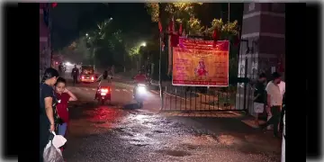 Read more about - JNU | দশেরা সেলিব্রেশন ঘিরে উত্তপ্ত JNU ক্যাম্পাস, শোভাযাত্রা লক্ষ্য করে পাথর ছোড়ায় আহত বহু পড়ুয়া!