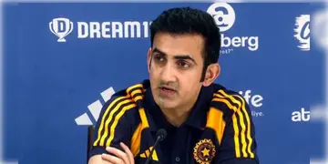 Read more about - Gautam Gambhir | ইংল্যান্ডের বিরুদ্ধে টেস্ট সিরিজে নামার আগেই বিপদ, তড়িঘড়ি দেশে ফিরলেন হেড কোচ গম্ভীর!
