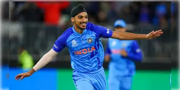 Read more about - Arshdeep Singh | পাক পেসারকে পেছনে ফেলে আন্তর্জাতিক T-20তে ১০০ উইকেটের রেকর্ড গড়লেন অর্শদীপ সিং!
