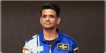 Read more about - Subhanshu Shukla | ‘গগনযাত্রী’ হচ্ছেন ভারতীয় বায়ুসেনা বাহিনীর গ্রুপ ক্যাপটেন শুভাংশু শুক্লা