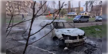 Read more about - Ukraine-Russia War | ইউক্রেনে পুরোদমে চলছে রুশ হামলা, মিসাইলে প্রাণ হারিয়েছে ৯ শিশু সহ ১৮ জন!