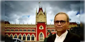 Read more about - Supreme Court | সুপ্রিম কোর্টের 'সুপ্রিম' পদে বসছেন এক বাঙালি! প্রধান বিচারপতি হওয়ার দৌড়ে আইনজীবী জয়মাল্য বাগচী!