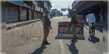 Read more about - উঠছে প্রশ্ন - ৩৭০ প্রত্যাহারের পরেও কাশ্মীরে উন্নয়ন আর হল কই!