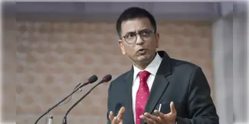 Read more about - Justice DY Chandrachud | প্রাক্তন প্রধান বিচারপতি ডি ওয়াই চন্দ্রচূড়ের বিরুদ্ধে ক্ষমতার অপব্যবহারের অভিযোগ!
