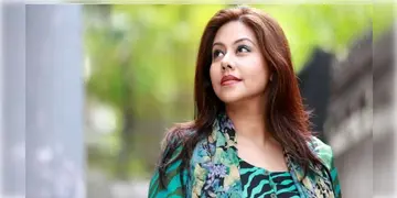 Read more about - Shomi Kaiser | হত্যার চেষ্টা মামলায় গ্রেফতার বাংলাদেশের জনপ্রিয় অভিনেত্রী শমী কায়সার, ছিলেন আওয়ামী লীগের সদস্য