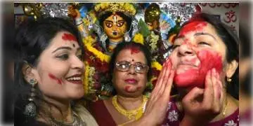 Read more about - দূর্গাপূজা নিয়ে কড়া নির্দেশিকা জারি করলো হাইকোর্ট, অঞ্জলি, সিঁদুর খেলায় ছাড় মিলবে কেবল জোড়া টিকায়