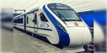 Read more about - Vande Sadharan Express । 'বড়লোকদের ট্রেন' বন্দে ভারত! একই সুবিধা ও আদলে আসছে কম খরচের 'বন্দে সাধারণ'!