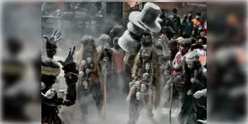 Read more about - Masan Holi | বারাণসীর এখানে হোলি খেলা হয় চিতাভস্ম দিয়ে! কৃষ্ণ নয়, এই হোলির ঐতিহ্য এসেছে দেবাদিদেব মহাদেবের কাহিনি থেকে!