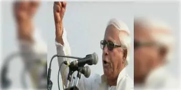 Read more about - করোনার হানা মন্ত্রীমহলে, কোভিড আক্রান্ত প্রাক্তন মুখ্যমন্ত্রী বুদ্ধদেব ভট্টাচার্য এবং তাঁর স্ত্রী