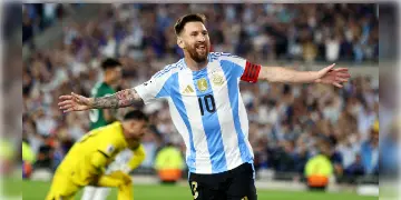 Read more about - Lionel Messi | কেরালায় মেসির ম্যাচ ঘিরে অনিশ্চয়তা, আসবেন না জার্সি নম্বর '10'!