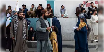 Read more about - Taliban | একে অপরের সামনে উচ্চস্বরে পাঠ করা যাবে না নামাজ! করে যাবে না জোরে গানও! মহিলাদের নিয়ে নয়া নির্দেশ তালেবান সরকারের