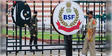 Read more about - India-Pakistan | ভারতের জন্য আকাশসীমা বন্ধ করলো পাকিস্তান! বাণিজ্য স্থগিতের জন্যও ঘোষণা পাক সরকারের!