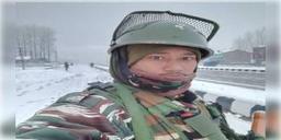 Read more about - কাশ্মীরের লাওয়াপুরার হামলার ঘটনায় নিহত বাংলার জগন্নাথ রায়, এখনও মোট মৃত ৩ ও আহত ২ জওয়ান