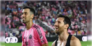Read more about - Sergio Busquets | ২০ বছরের বর্ণময় কেরিয়ার মেসির সতীর্থর, মরশুম শেষেই ফুটবলকে বিদায় জানাবেন সার্জিও বুস্কেটস!