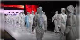 Read more about - অভিনব ফ্যাশন শো! চিনে মডেলরা ব়্যাম্প মাতালেন পিপিই কিট পরে।