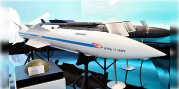 Read more about - Air to Air Missile | ভারত পাবে পরমাণু হামলায় সক্ষম R 37M, মিসাইল সরবরাহ করতে বিশেষ আগ্রহী খোদ পুতিন!