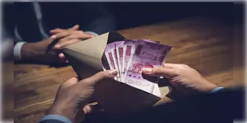 Read more about - CVC Report | ২০২৩ সালে জমা পড়ে মোট ৭৪,২০৩টি জালিয়াতি সংক্রান্ত অভিযোগ, সবচেয়ে বেশি অভিযোগ রেলকর্মীদের বিরুদ্ধে