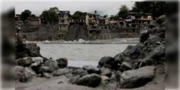 Read more about - Uttar Pradesh Flood | টানা বৃষ্টির জেরে জলমগ্ন উত্তরপ্রদেশ, রাজ্যে মৃত ৫৬, ব্যাপক ক্ষয়ক্ষতি বাসিন্দাদের
