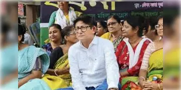 Read more about - Kanchan Mallick | ‘আমাদের পাড়া আমাদের সমাধান’ প্রকল্পে গিয়ে বিক্ষোভের মুখে পড়লেন বিধায়ক কাঞ্চন মল্লিক