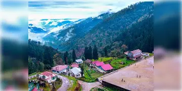 Read more about - Offbeat Places Near Darjeeling | মেঘের মাঝে ছোট্ট সুন্দর গ্রাম  'রামধুরা! হাত বাড়ালেই কাঞ্চনজঙ্ঘা!