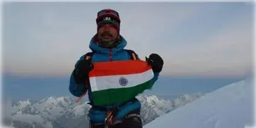 Read more about - Everest Climber | এভারেস্ট জয়ের পরই মৃত্যু বাঙালি পর্বতারোহী সুব্রত ঘোষের! শোকের ছায়া রানাঘাটে!