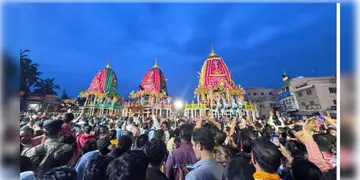 Read more about - Puri Stampede | সাতসকালে পুরীতে অঘটন, গুন্ডিচা মন্দিরের কাছে পদপিষ্ট হয়ে মৃত্যু ৩ পুণ্যার্থীর, আহত ১০