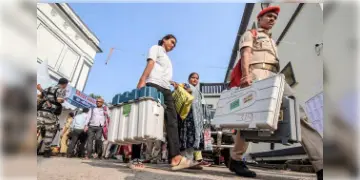 Read more about - Bihar Election 2025 | বিহারে বাজলো ভোটের দামামা, প্রথম দিনেই ভাগ্যপরীক্ষা লালুপ্রসাদ-এর দুই ছেলের!