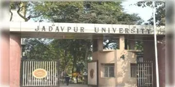 Read more about - রাজ্যের সব শিক্ষা প্রতিষ্ঠান খোলার দাবিতে কনভেনশনের ডাক যাদবপুর বিশ্ববিদ্যালয়ে