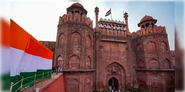 Read more about - Red Fort | ৭৭ তম স্বাধীনতা দিবসে নারী ক্ষমতায়নের বার্তা! লালকেল্লায় সম্মান জানানো হবে পঞ্চায়েতের ২৭৪ জন মহিলা প্রতিনিধিকে