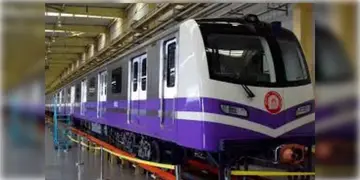 Read more about - Kolkata Metro । মার্চেই চালু হবে নোয়াপাড়া টু বিমানবন্দর মেট্রো, শেষ হলো সফল ট্রায়াল রান