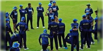 Read more about - শ্রীলঙ্কান ক্রিকেটারদের উদ্দেশ্যে ডি'সিলভার কড়া বার্তা, 'অভিযোগ বন্ধ করে খেলায় মন দাও’