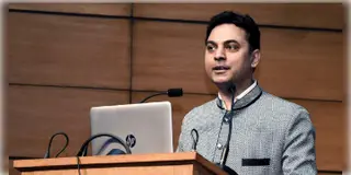 Read more about - IMF | IMF-এর একজ়িকিউটিভ ডিরেক্টরের পদ থেকে সরানো হলো কৃষ্ণমূর্তি ভি সুব্রহ্মণ্যমকে !