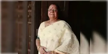 Read more about - করোনা আক্রান্ত  বর্ষীয়ান অভিনেত্রী লিলি চক্রবর্তী, ভর্তি রয়েছেন সল্টলেকের হার্ট ক্লিনিকে