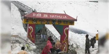 Read more about - Sikkim Nathula Pass  | বন্ধ নাথুলা পাসের দরজা! সিকিম প্রশাসনের এহেন সিদ্ধান্তে মনখারাপ পর্যটকদের
