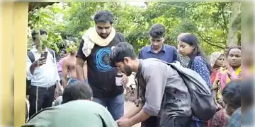 Read more about - Junior Doctor | বন্যাকবলিত পাঁশকুড়ায় স্বাস্থ্যশিবির জুনিয়র ডাক্তারদের, রোগী দেখলেন কিঞ্জল নন্দ, অনিকেত মাহাতোরা