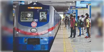 Read more about - Kolkata Metro | ঈদের দিন বন্ধ থাকবে একগুচ্ছ মেট্রো, কোন রুটে কেমন থাকবে পরিষেবা? দেখে নিন একনজরে