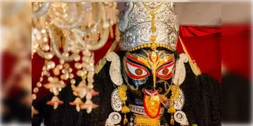 Read more about - Online Puja Fraud | বড় মা, তারা মা, ভবতারিণীর কাছে অনলাইনে 'পুজো' দেওয়ার নামে প্রতারণা! রিষড়া থেকে গ্রেফতার অভিযুক্ত
