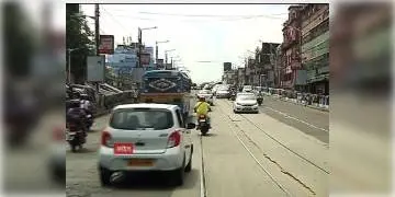 Read more about - ১৫ জানুয়ারি রাত ১১টা থেকে ১৯জানুয়ারি সকাল ৬টা পর্যন্ত বন্ধ থাকবে শিয়ালদা ফ্লাইওভার