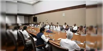 Read more about - India All Party Meeting | 'পরিস্থিতি কোন দিকে গড়ায় তার উপর ভিত্তি করে পরবর্তী সিদ্ধান্ত নেবে ভারত'-বাংলাদেশ নিয়ে সর্বদল বৈঠক শেষে জানালেন জয়শঙ্কর