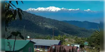 Read more about - Offbeat Places Near Darjeeling | চট করে 'চটকপুর'! নিরিবিলিতে প্রকৃতিকে কাছে পেতে কম দিনেই ঘুরে আসুন পাহাড়ের কোলে অবস্থিত নির্জন এই গ্রামে!